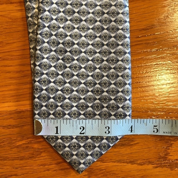 Ivre Hausse patterned tie 4” wide - Picture 4 of 6